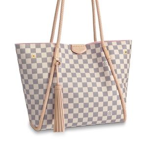 Louis Vuitton propriano purse
